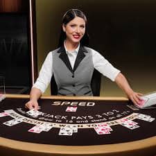 togelon online live roulette table with dealer and HD camera feed